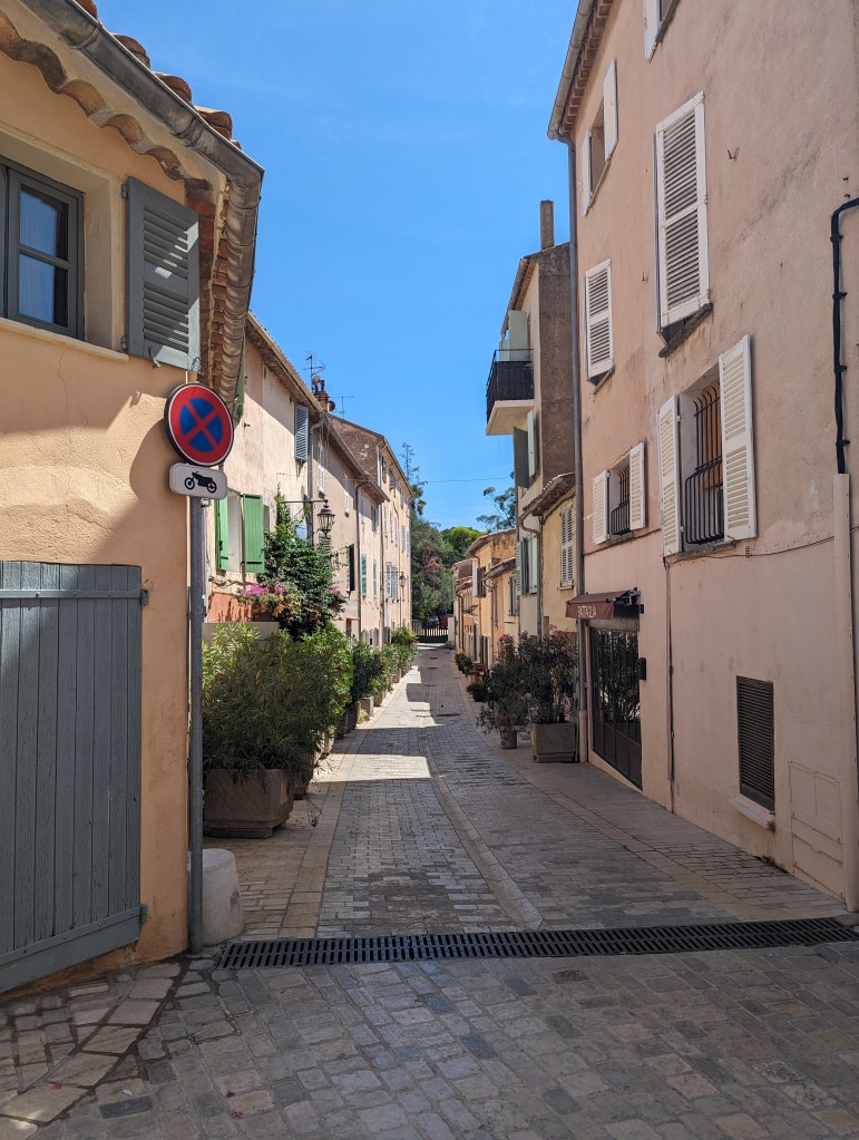 A quiet street in St Tropez